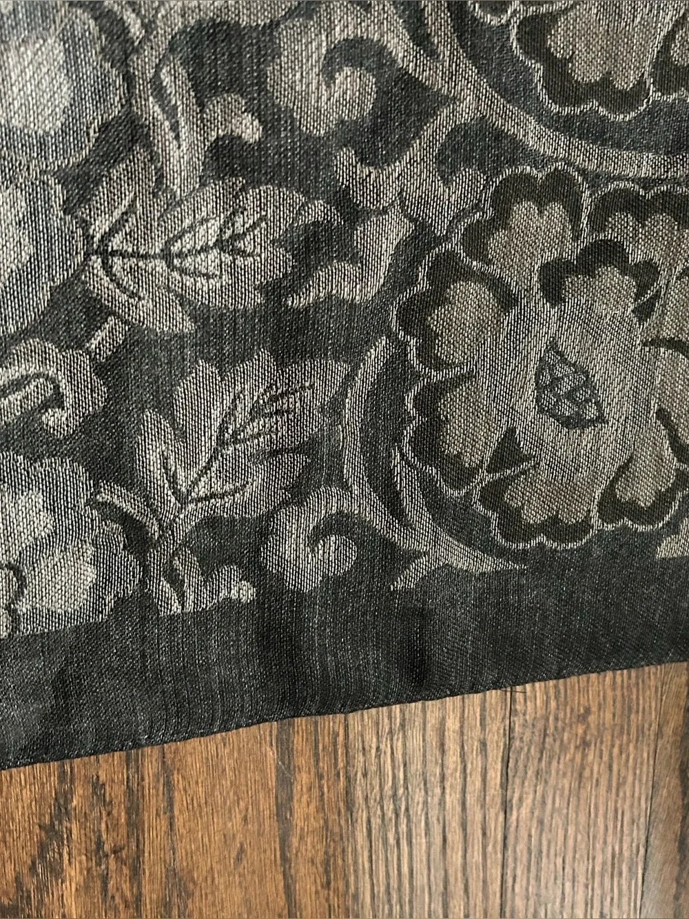 Unbranded 28”x78” 70% Wool, 30% Silk  Shawl/Scarf-Black/Gray/Brown Floral
